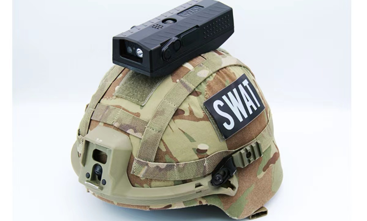 SWAT Helmkamera